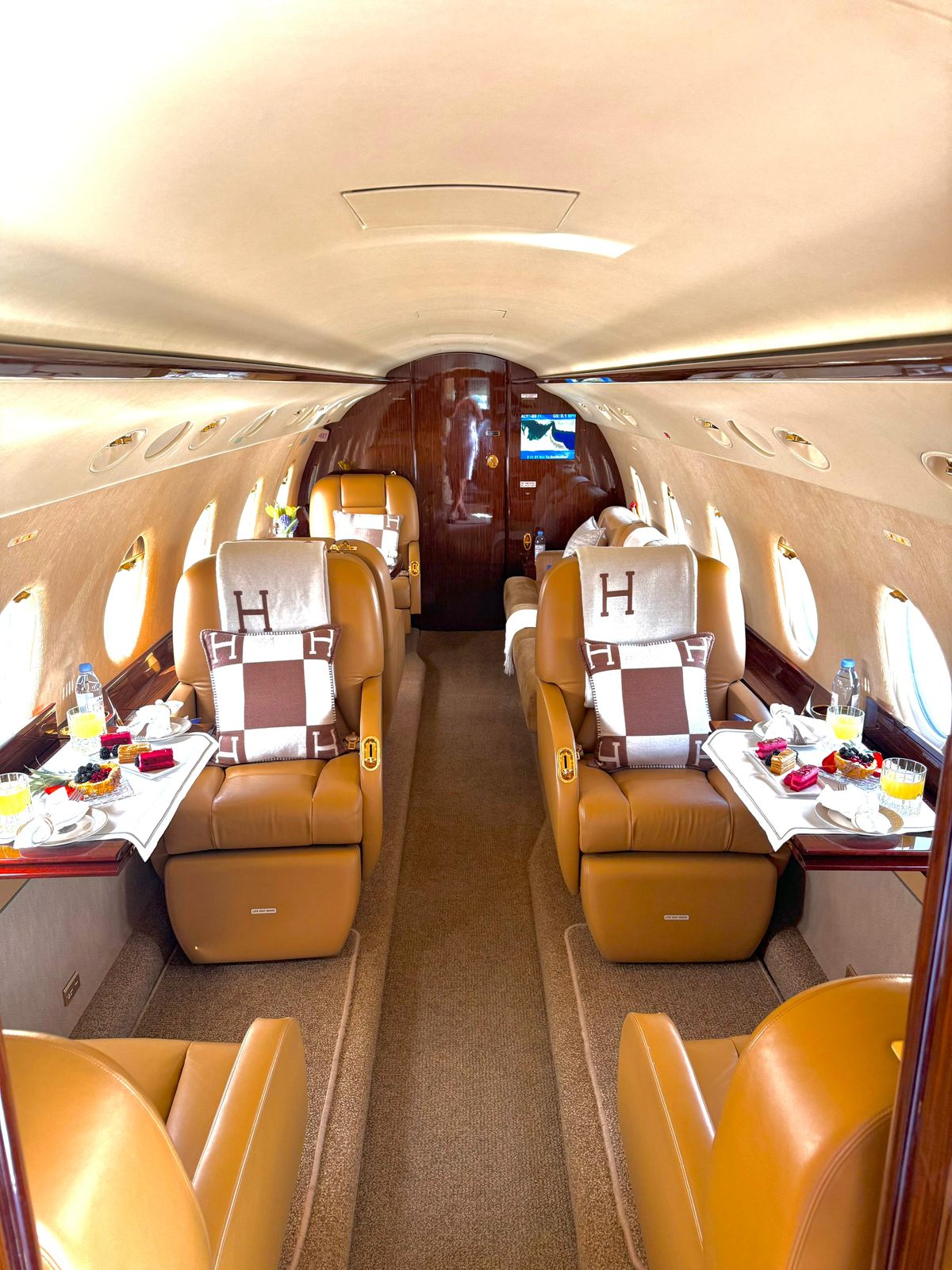 Gulfstream G200 cabin interior